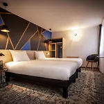 Ibis Styles Valenciennes Foret Petite Forêt