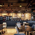 Ibis Styles Valenciennes Foret 3* Petite Forêt