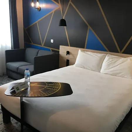 Ibis Styles Valenciennes Foret 3*