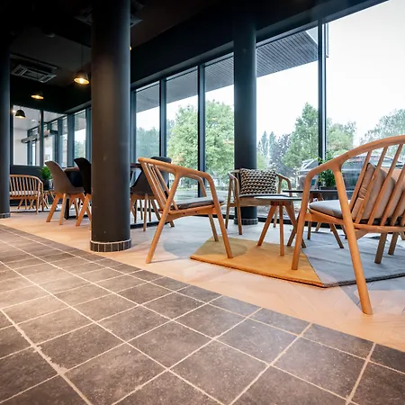 Ibis Styles Valenciennes Foret فندق 3*