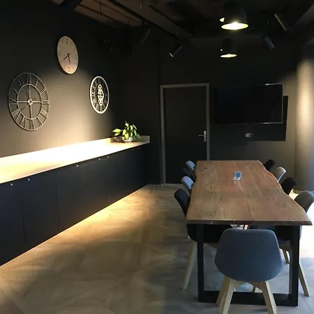 Ibis Styles Valenciennes Foret Petite Forêt
