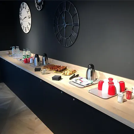 فندق Ibis Styles Valenciennes Foret 3*
