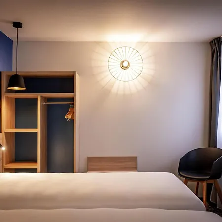 Ibis Styles Valenciennes Foret فندق Petite Forêt