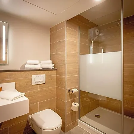 Ibis Styles Valenciennes Foret 호텔 피티트포렛