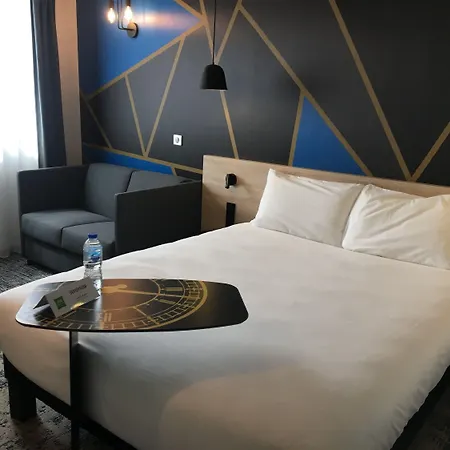 Ibis Styles Valenciennes Foret Petite Forêt