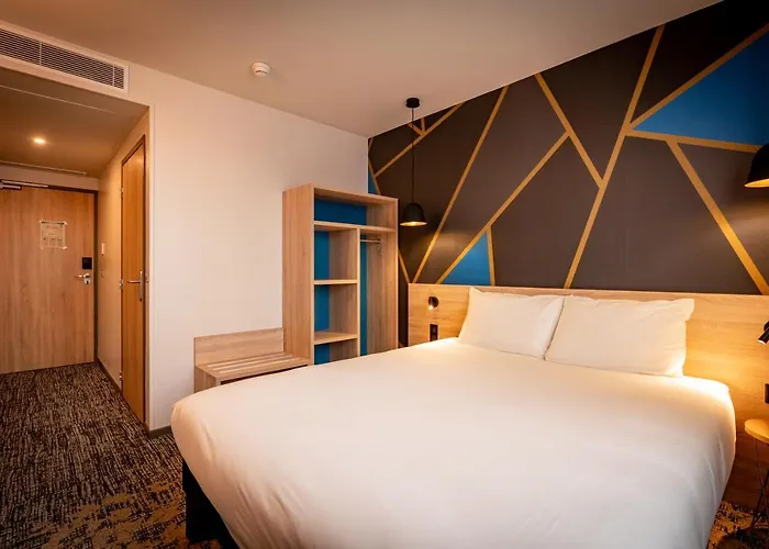 Ibis Styles Valenciennes Foret 3*